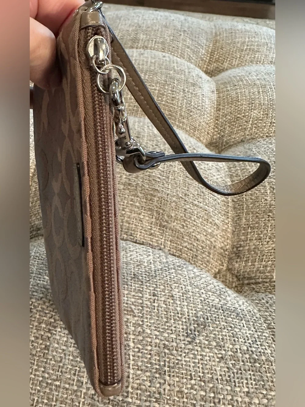Coach Signature Jacquard Corner Zip Wristlet Taupe Beige Mushroom Silver EUC